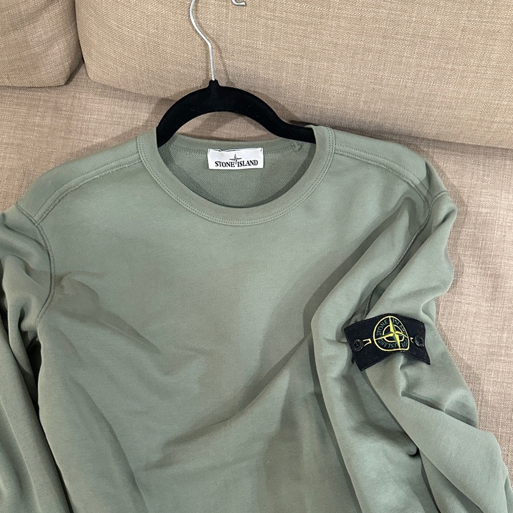 Stone Island Men’s Sage Green Crewneck with Compass Patch